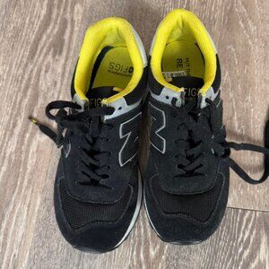 New Balance Women's Black Trainers